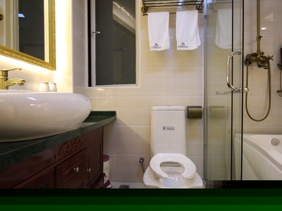 豪华宫廷大床房