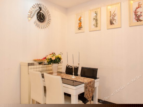 三卧室一厅家庭套房