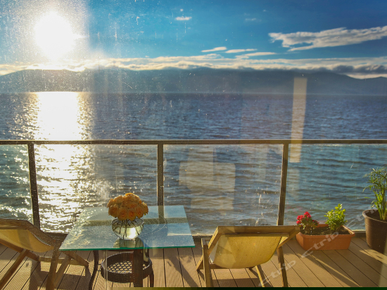 豪华海景家庭套房