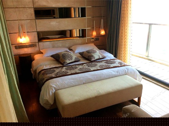 海景皇冠套房(无窗)