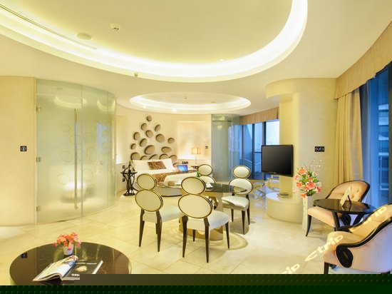 诺曼王朝豪华海景子母套房