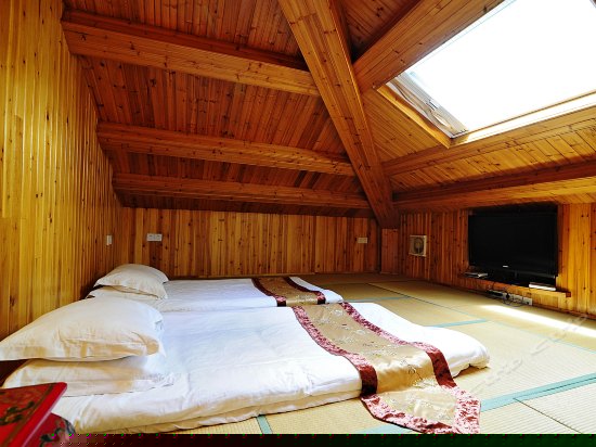 特色和式榻榻米精品房