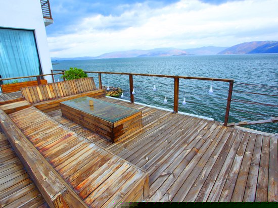 三世（豪华亲海露台大床房）