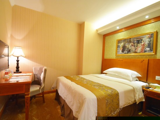 标准大床房(无窗)