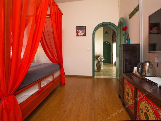 香榭-浓情大床房