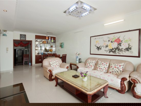 高层豪华正海景180度四室一厅套房702