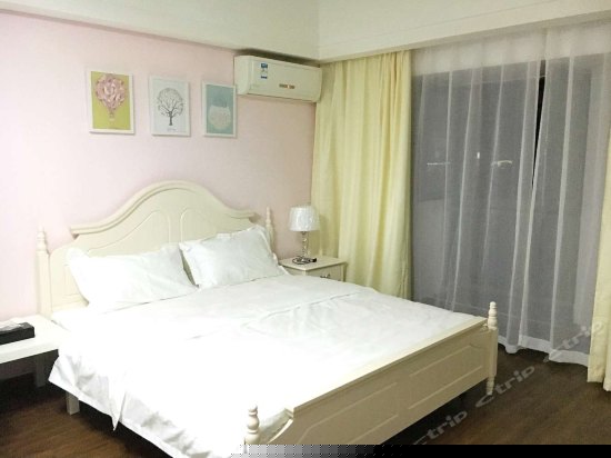 甜心马卡龙大床房