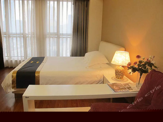 都市雅致大床房