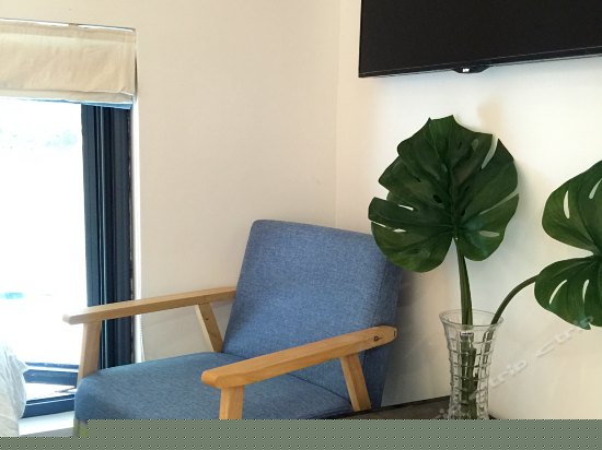 植物染山景大床房茶白