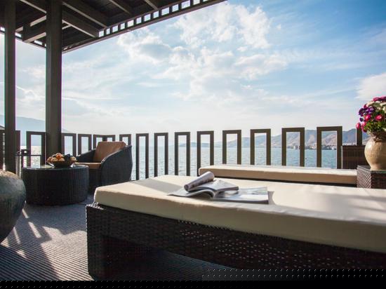 豪华海景大床房