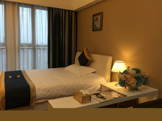 都市浪漫大床房