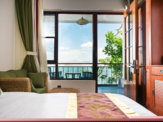 花园海景大床房