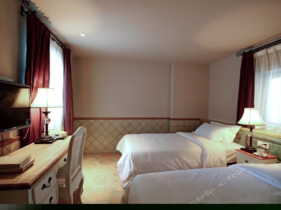 标准双床房