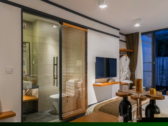 疏院花影大床房