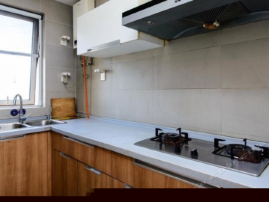 豪华三卧双卫海景套房