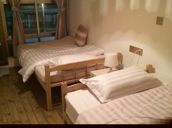 天台双床房（301）