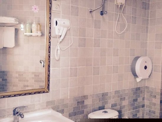 经济大床房（公卫）