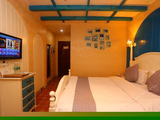 豪华风情大床房