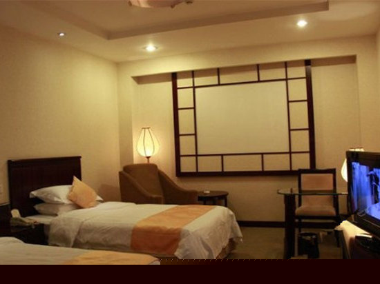 标准双床房（无窗）