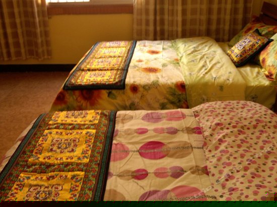 梅—温馨家庭亲子房