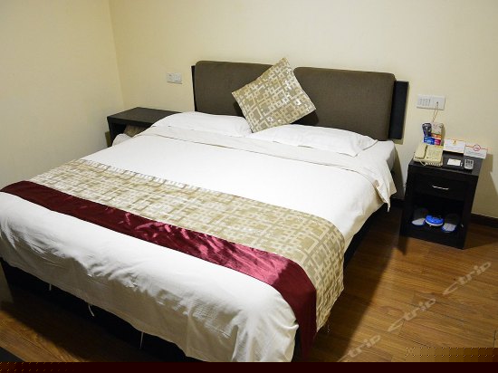 经济双床房（无窗）