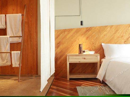 最美洱海海景大床房