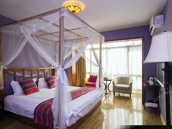 A203豪华山景大床房