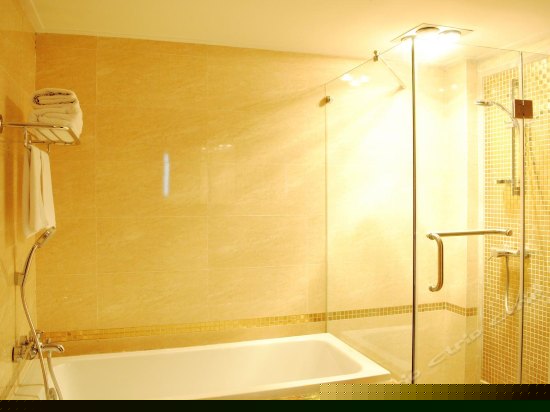 豪华行政江景套房