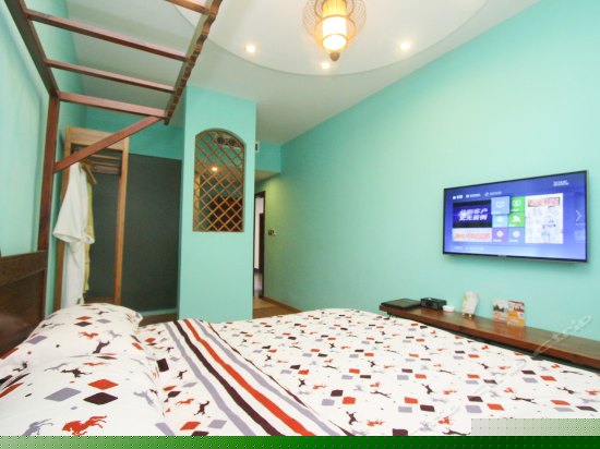 豪华景观大床房