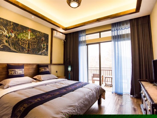观景豪华大床房