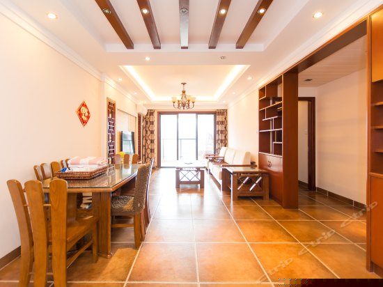 豪华无敌海景套房（3房2厅2卫）