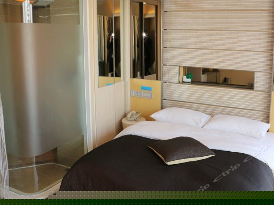 豪华栈桥海景大床房