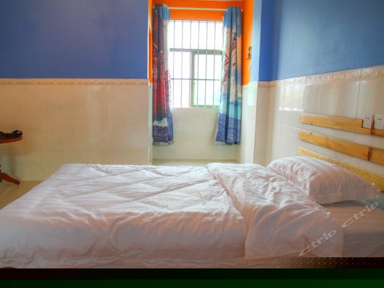 狂欢塌塌米双人房