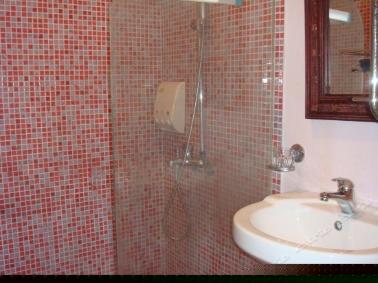 爱的空间四人房