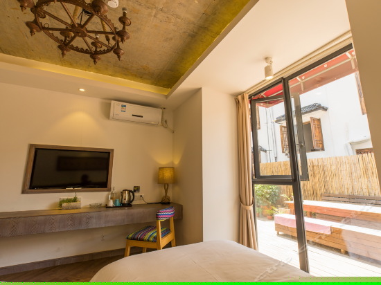 落地景观双床房（102）