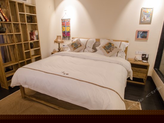 薰衣草精品大床房