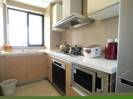 96平米2室居家套房