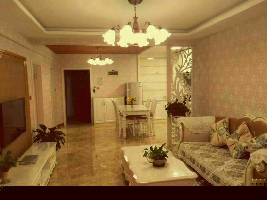 二卧室精装修豪华套房