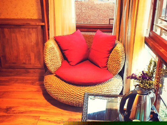 蜜月情侣大床房（二楼）