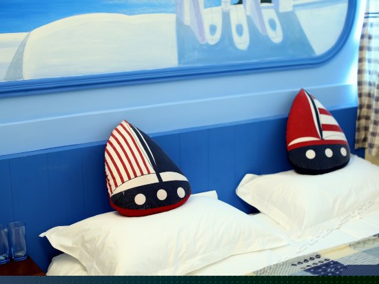 海天一色榻榻米房