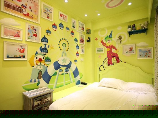 缤纷游乐场,梦幻主题房