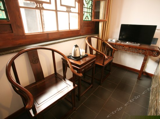 高级大号床间-带中式炕