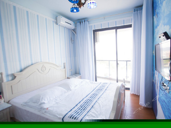 130度无敌海景大床房