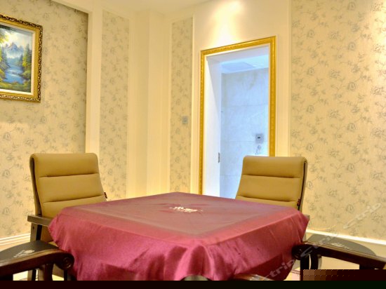 商务棋牌标准间