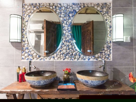 阳光竹园独院套房