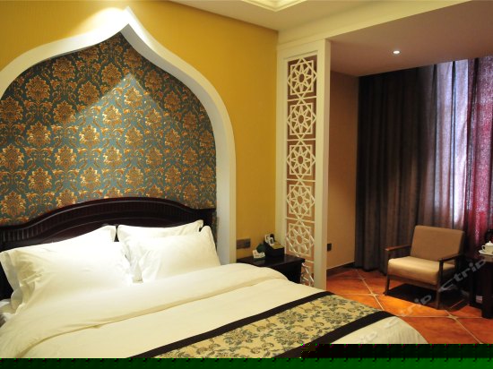 阿拉伯风情山景大床房