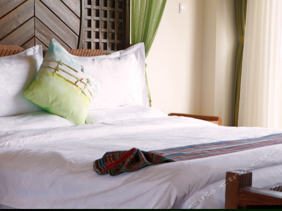 白子金兰闺蜜大床房