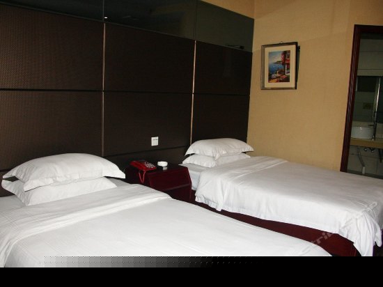 豪华双人商务套间