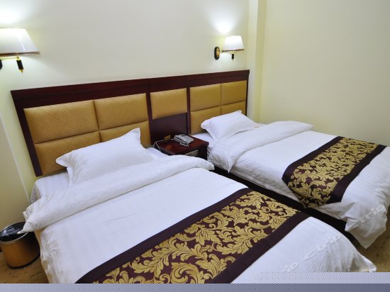 麻将套房（带电脑）