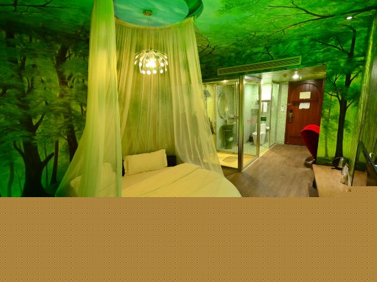 温馨浪漫主题房